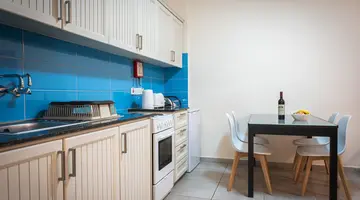Kefalos Damon Hotel Apts