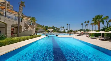 KEFALUKA RESORT