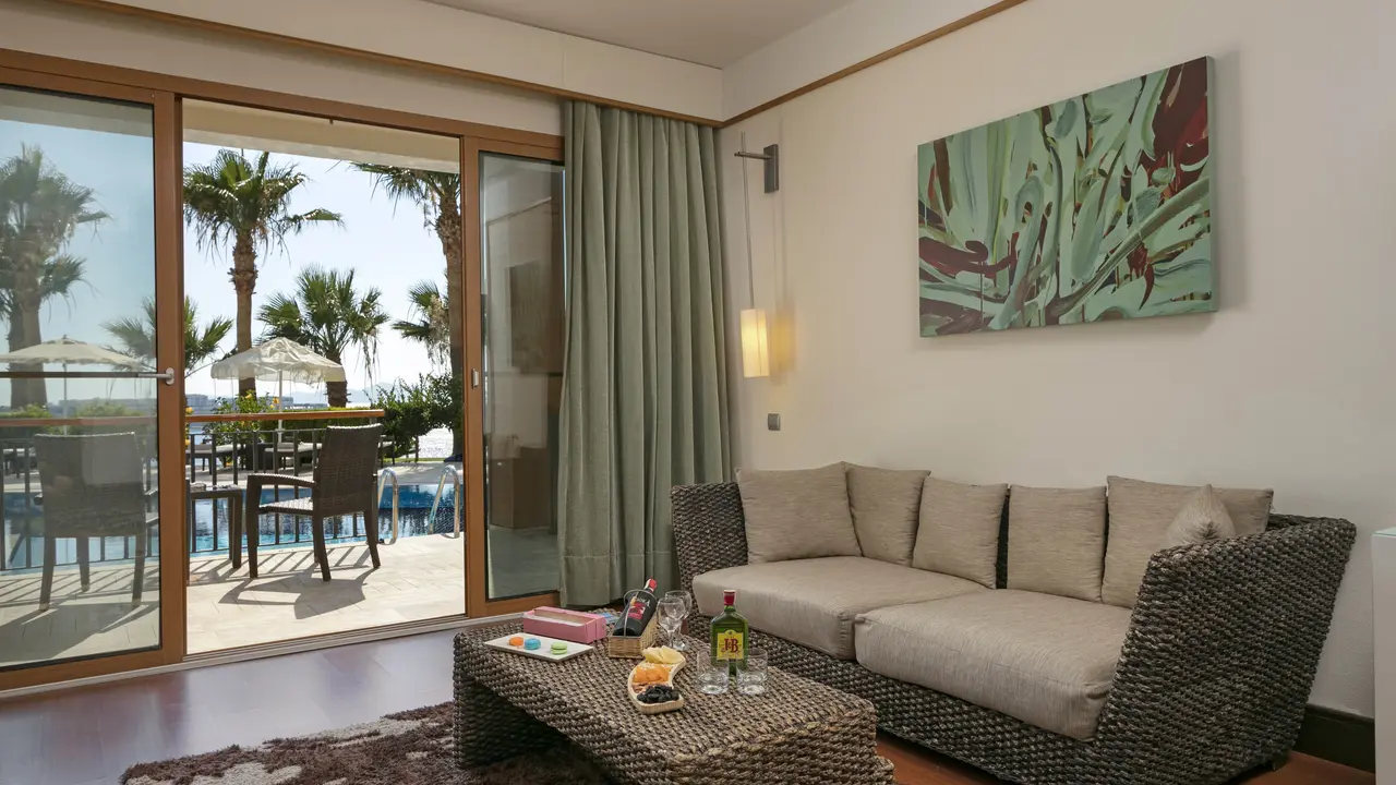 KEFALUKA RESORT