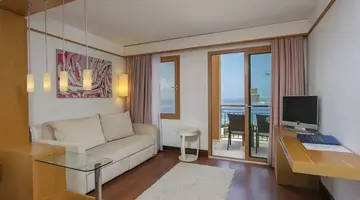 KEFALUKA RESORT