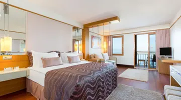 Kefaluka Resort