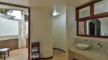 Kena Beach Hotel