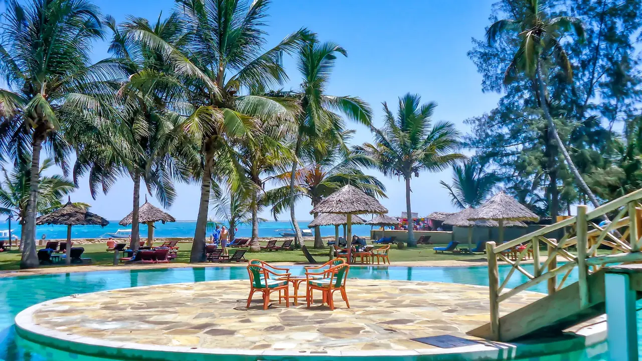 Kenijskie trio + Neptune Palm Beach