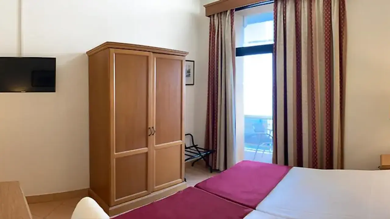 Kennedy Nova Hotel
