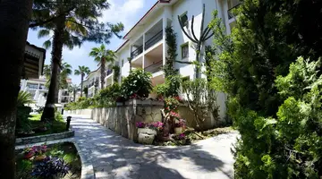 Kentia Apart Hotel