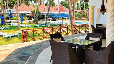 Kenya Bay