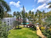 Kenya Bay