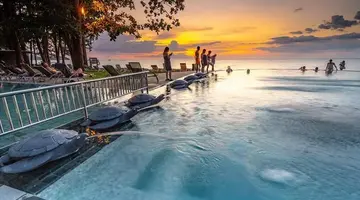 Khaolak Emerald Beach Resort & Spa