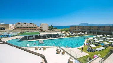 Kiani Beach Resort Family