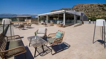 Kiani Beach Resort Family