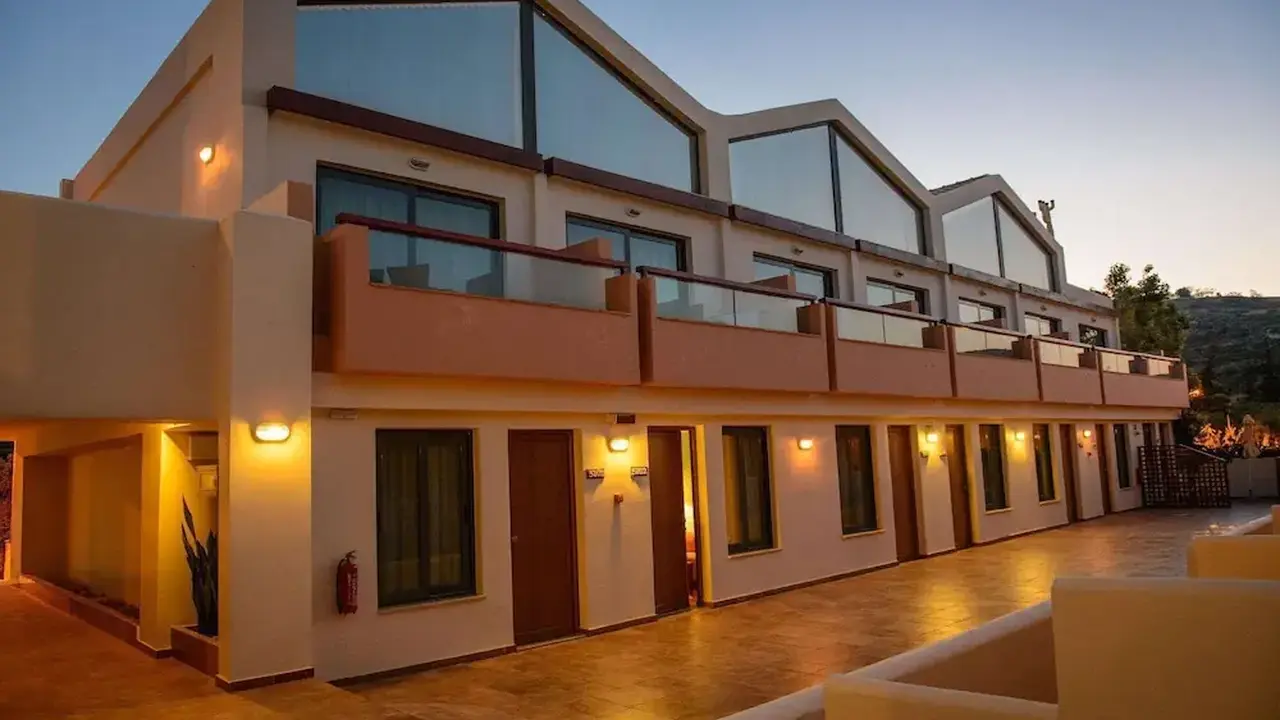 Kiani Beach Resort Family