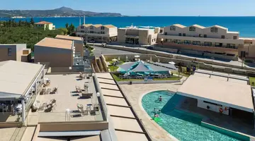 Kiani Beach Resort Family