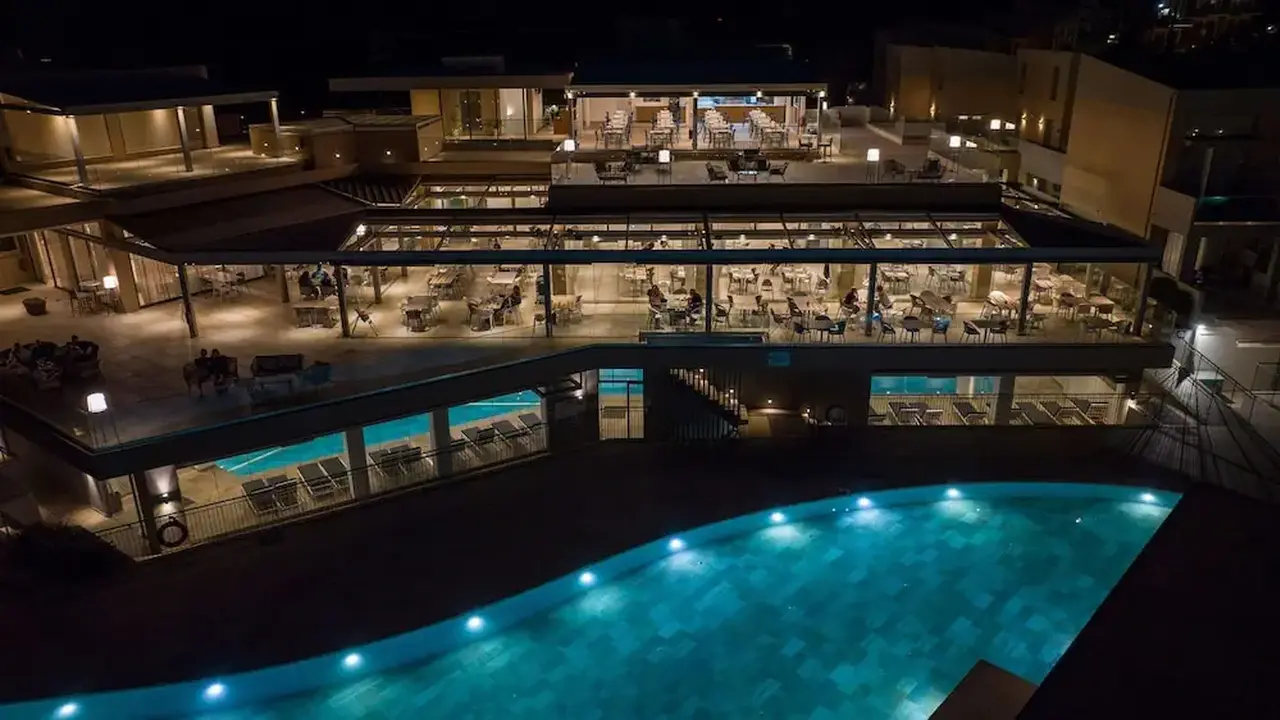 Kiani Beach Resort Family
