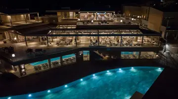 Kiani Beach Resort Family