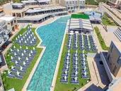Kiani Beach Resort