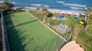 Kiani Beach Resort