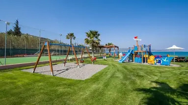 Kiani Beach Resort