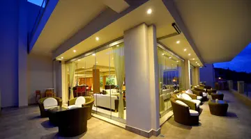 Kiani Beach Resort