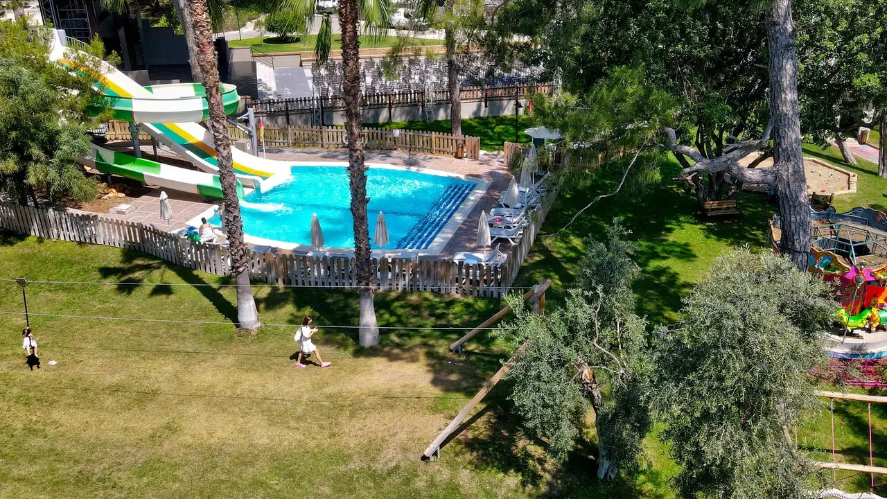 Kimeros Park Holiday Village