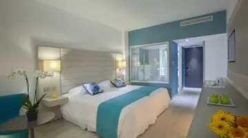 King Evelthon Beach Hotel and  Resort