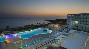 King Evelthon Beach Hotel and Resort