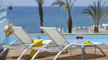 King Evelthon Beach Hotel and Resort