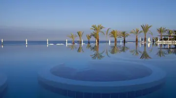 King Evelthon Beach Hotel and  Resort