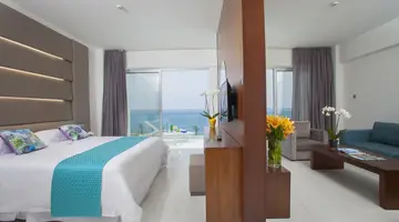 King Evelthon Beach Hotel and  Resort