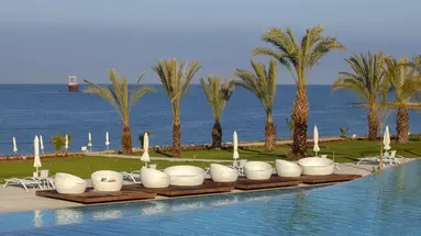 King Evelthon Beach Hotel and Resort