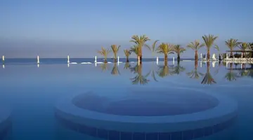King Evelthon Beach Hotel and Resort