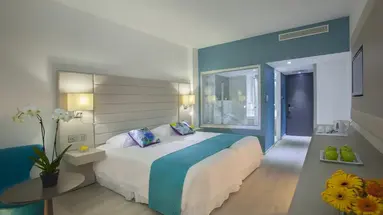 King Evelthon Beach Hotel and  Resort