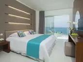 King Evelthon Beach Hotel & Resort