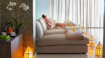 King Evelthon Beach Hotel & Resort
