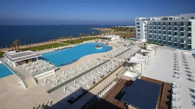 King Evelthon Beach Hotel & Resort