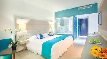 King Evelthon Beach Hotel & Resort