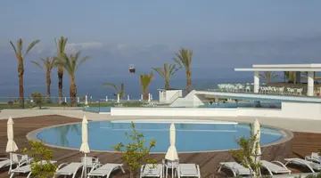 King Evelthon Beach Hotel & Resort