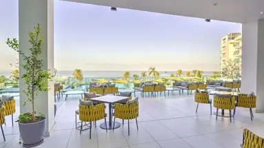 King Evelthon Beach Hotel & Resort