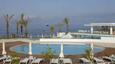 King Evelthon Beach Hotel & Resort