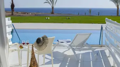 King Evelthon Beach Hotel & Resort