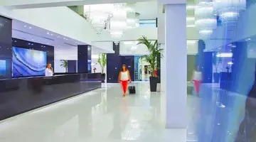 King Evelthon Beach Hotel & Resort