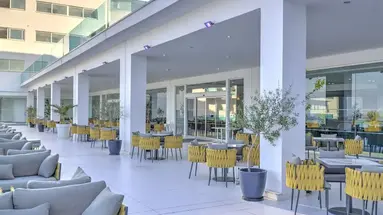 King Evelthon Beach Hotel & Resort
