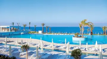 King Evelthon Beach Hotel & Resort