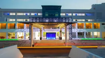 King Evelthon Beach Hotel & Resort