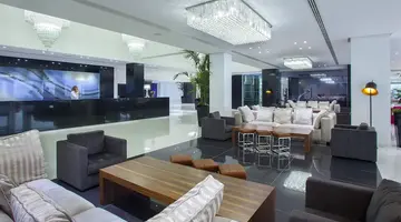 King Evelthon Beach Hotel & Resort