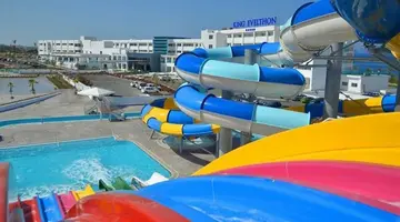 King Evelthon Beach Hotel & Resort