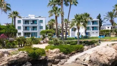 King Evelthon Beach Hotel
