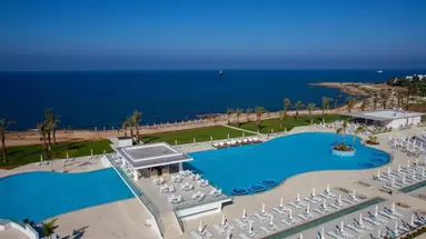 King Evelthon Beach Hotel