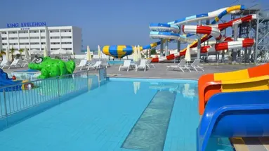 King Evelthon Hotel