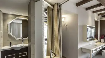 King Jason Hotel