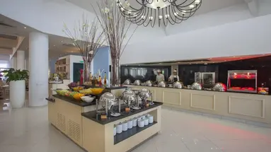 King Jason Paphos by Louis Hotels   (Adults Only)